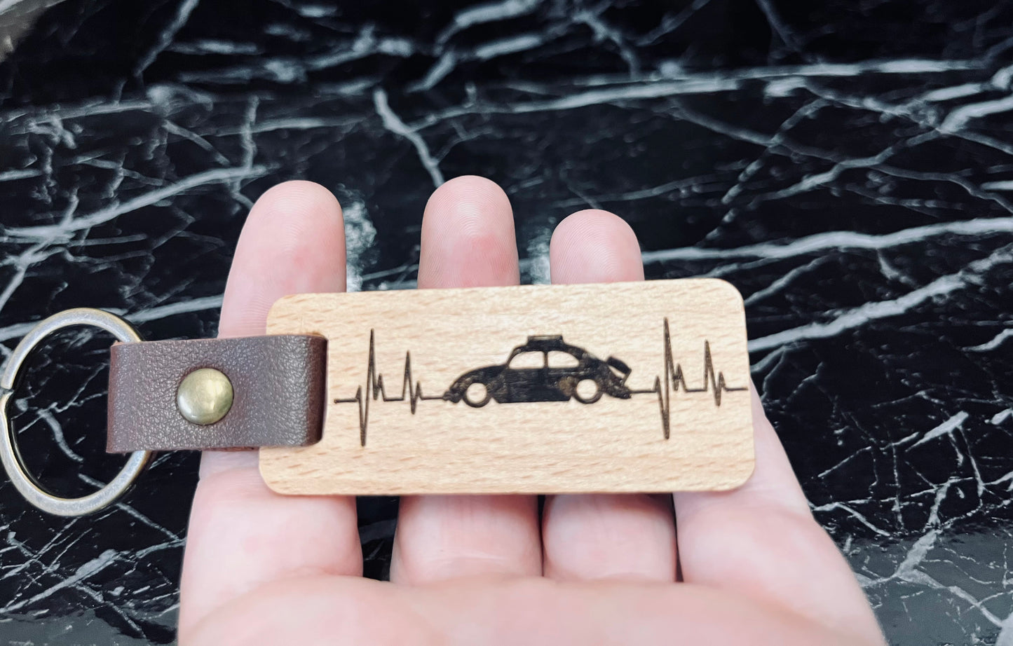 Classic vw beetle keychain